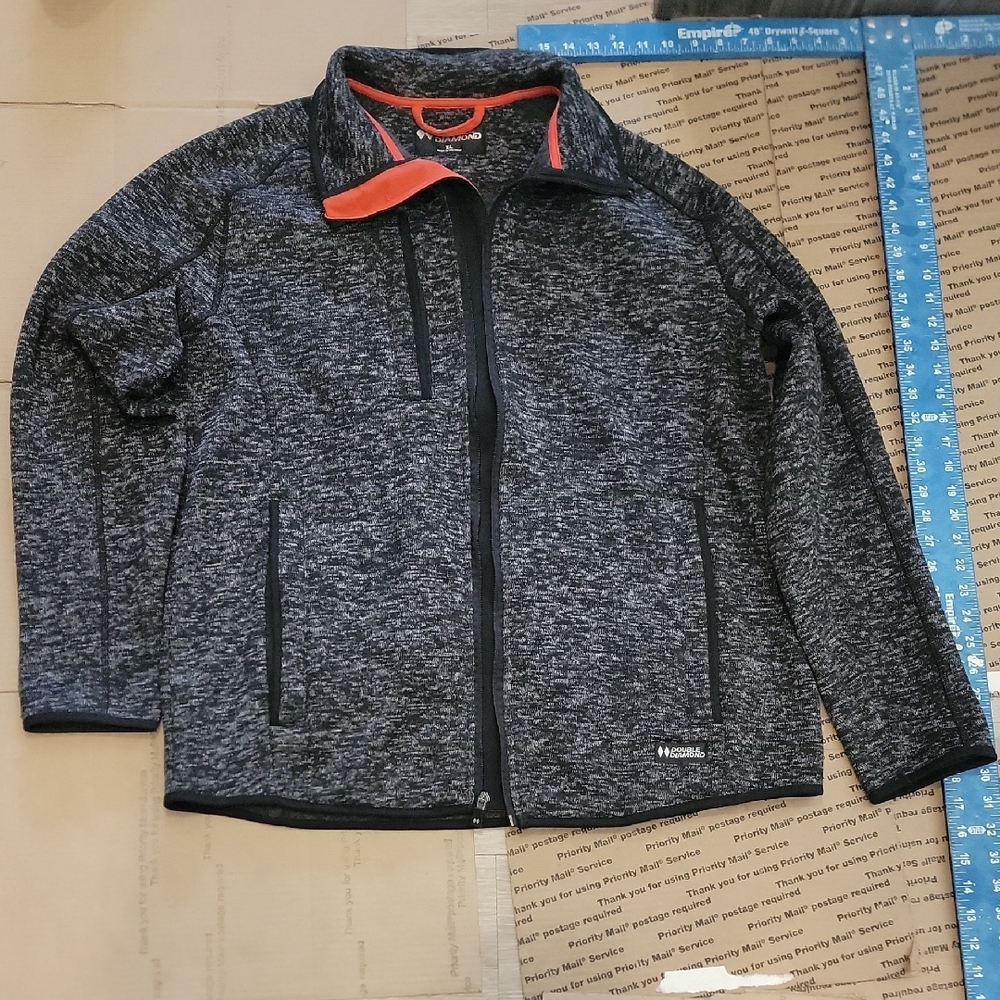 Double Diamond Hi-Tec Men's Gray and Coral Performance Fleece Jacket